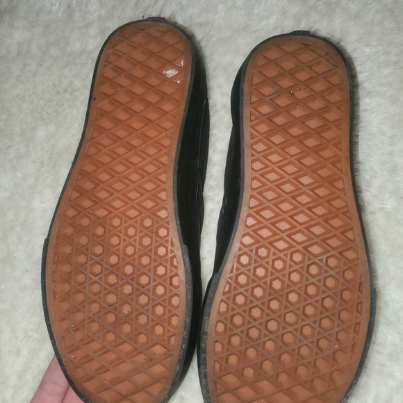 *SOLD* Vans Shoes - Picture 3 of 3
